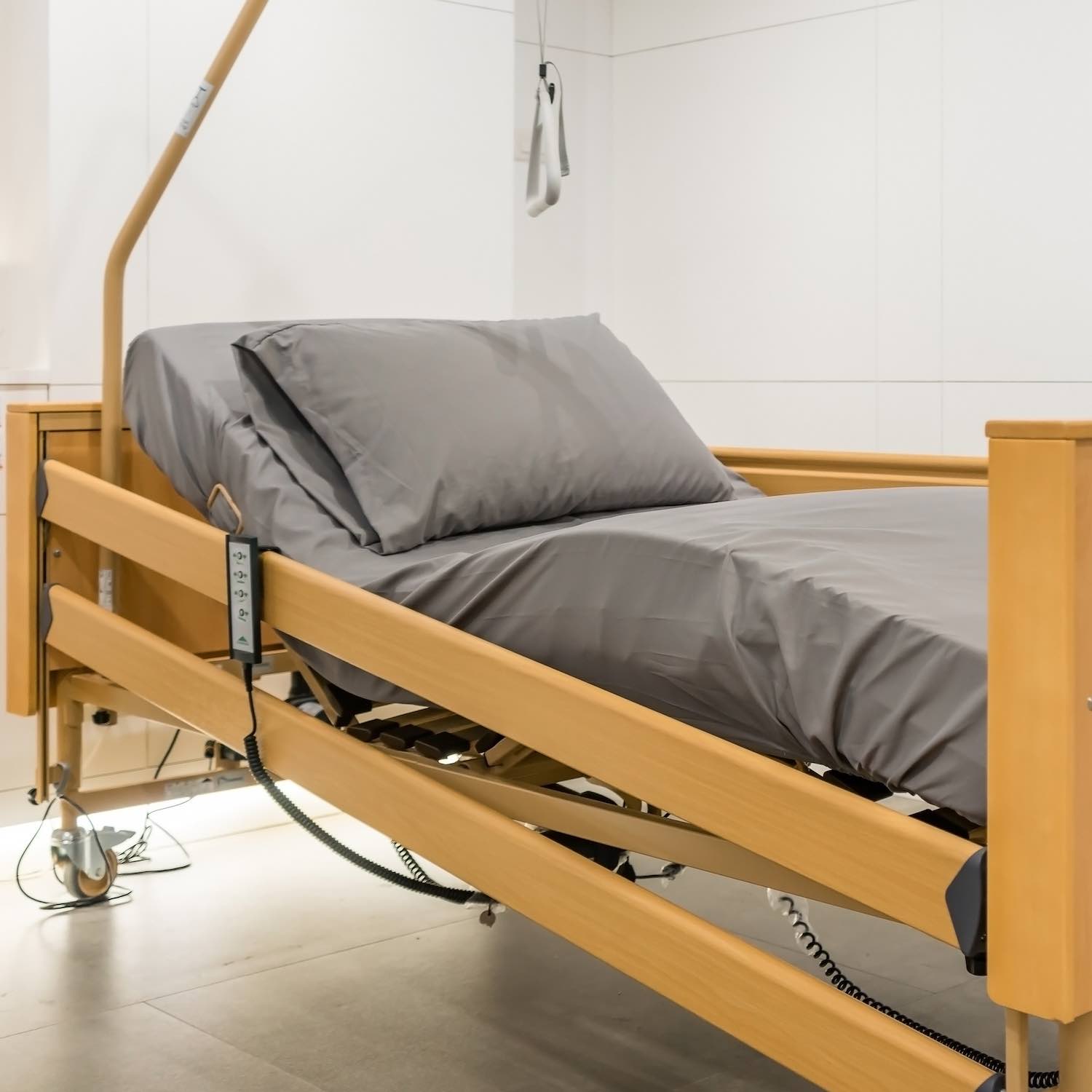 Electrical,Adjustable,Patient,Bed,In,Hospital,Room.,Technology,Of,Medical Location lits médicalisés